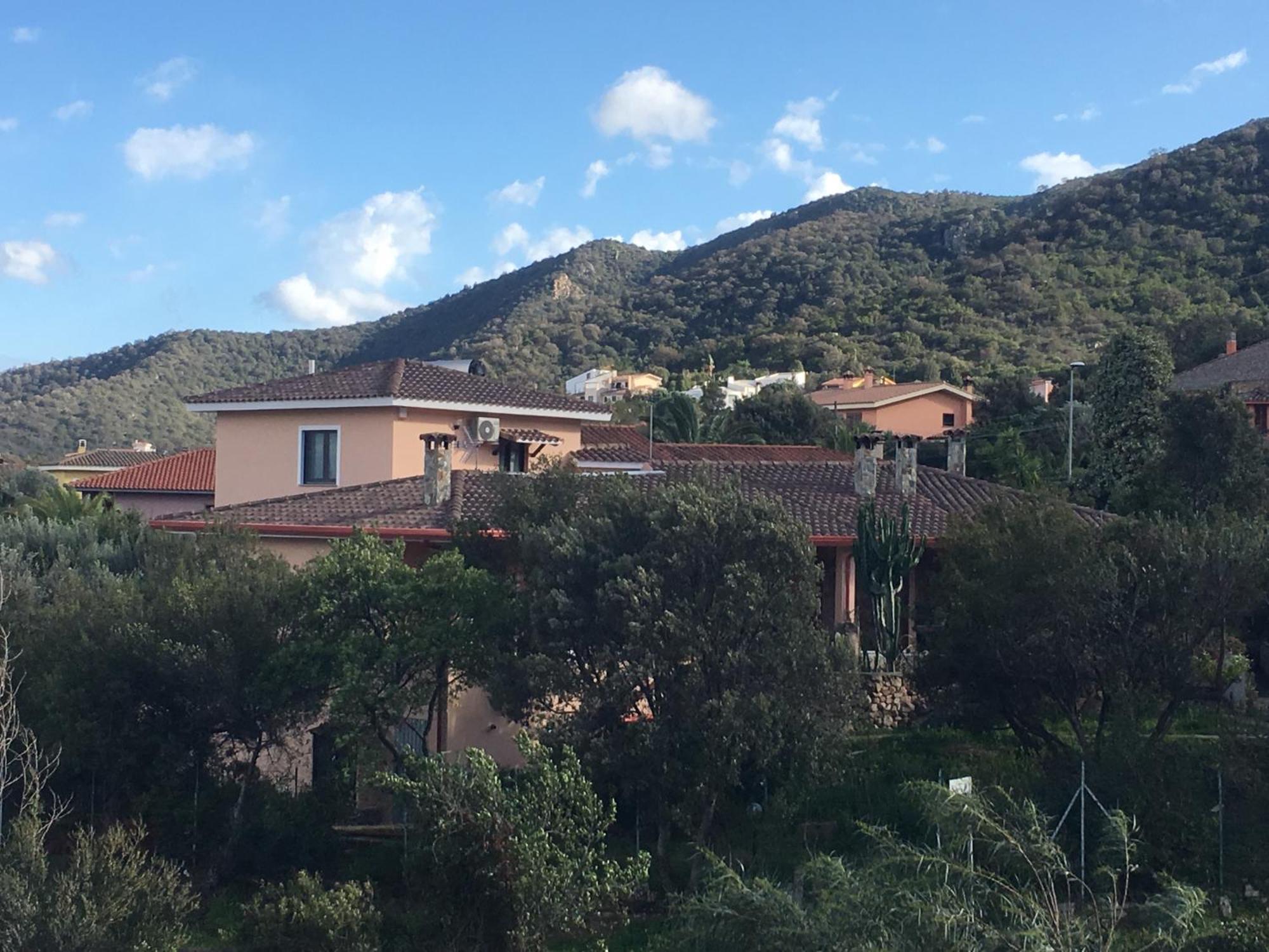 Casa Mariluka Bed & Breakfast Capoterra Exterior foto